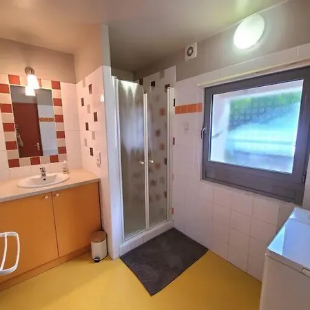Les Bambous - Rez De Jardin Centre - Parking Privatif, Wifi شقة *