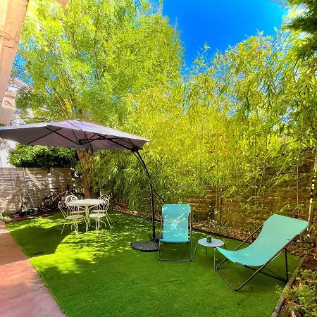Les Bambous - Rez De Jardin Centre - Parking Privatif, Wifi アパート