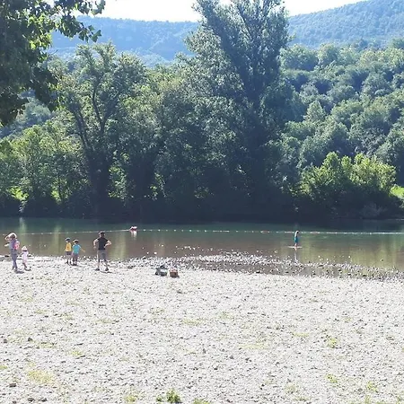 Apartment Les Bambous - Rez De Jardin Centre - Parking Privatif, Wifi Millau